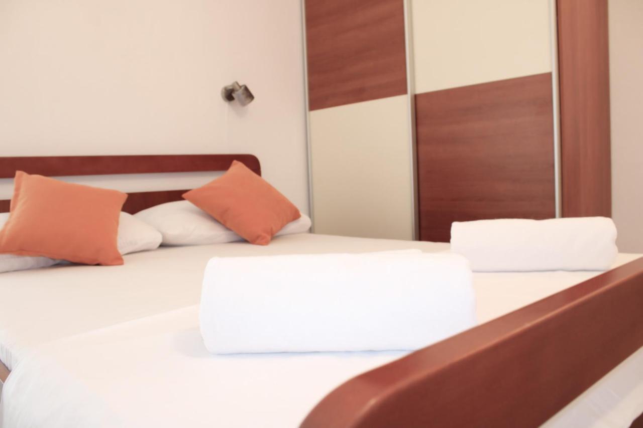 Apartamento Penthouse Altus Baška Voda Exterior foto